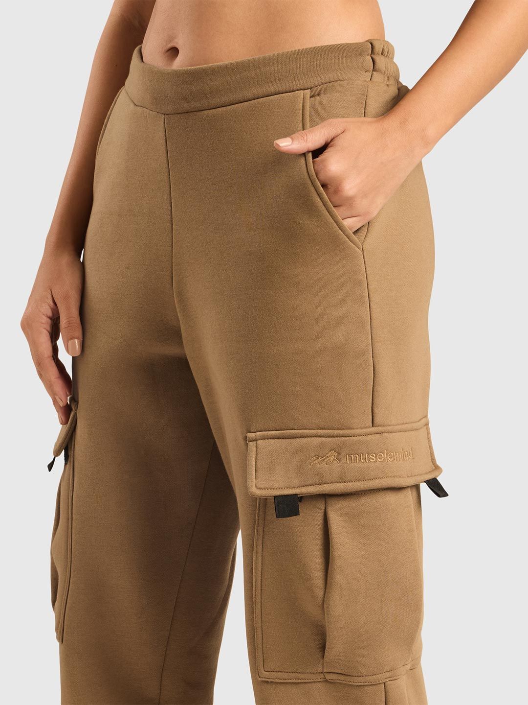 Women Cloud Ease Relaxed Fit Cargos Trousers