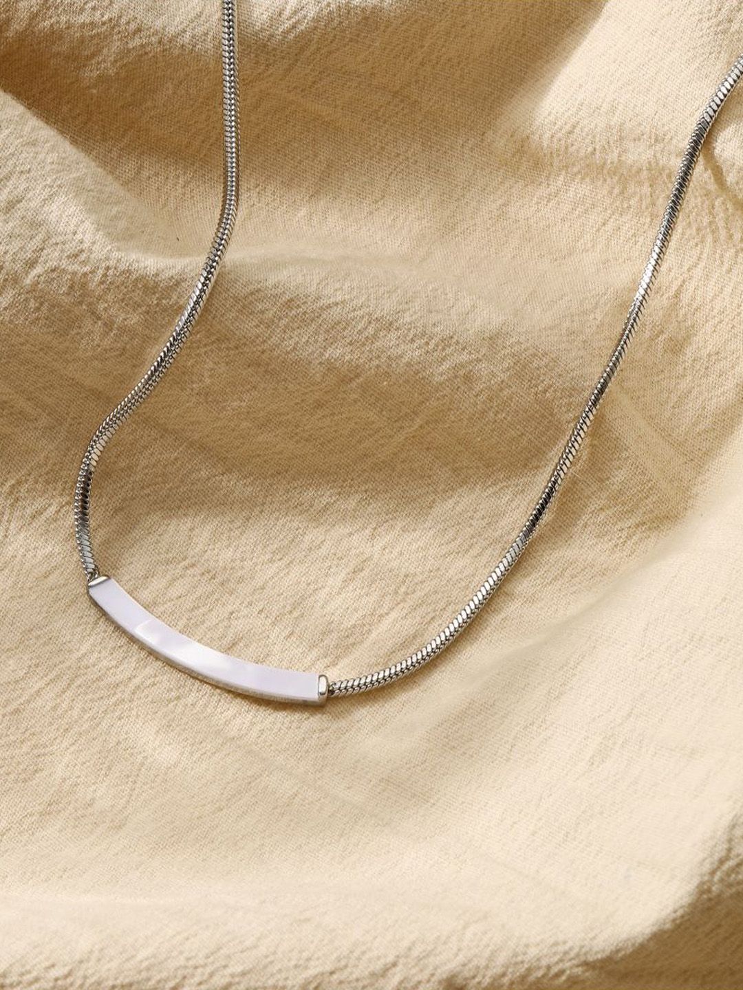 SALTY Satin Shine Silver Necklace