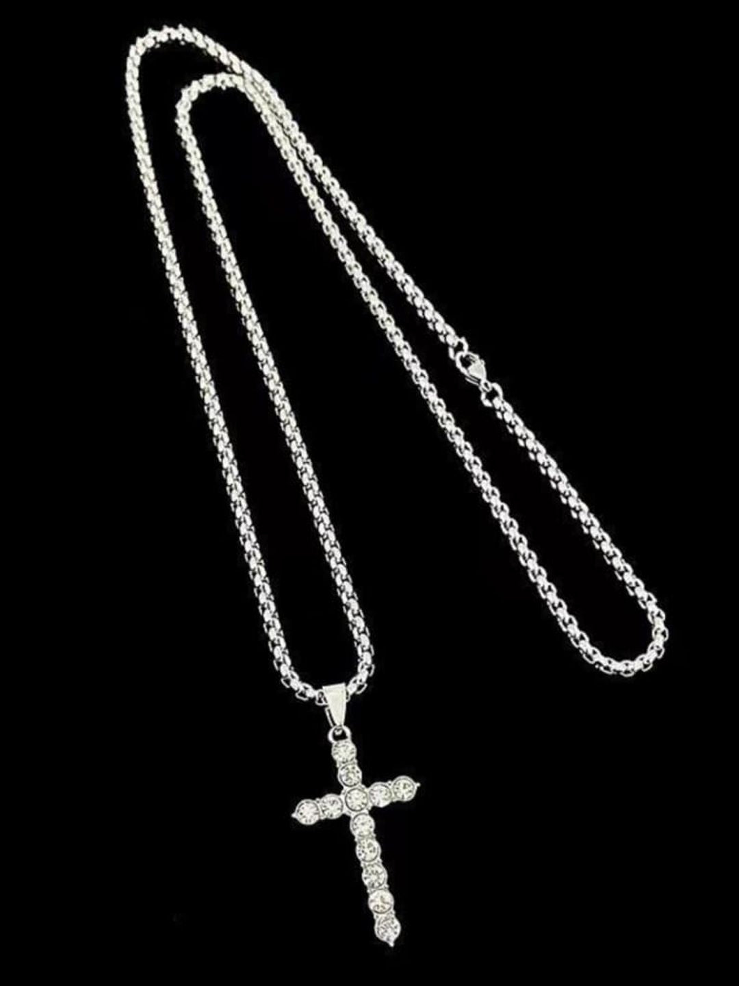 SALTY Stainless Steel Geometric Pendant With Chain