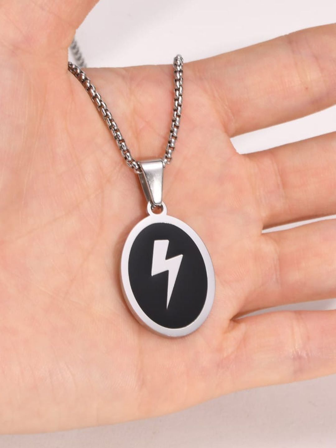 SALTY Silver-Plated Oval Pendant With Chain
