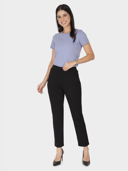 Women Relaxed Straight Leg Straight Fit High-Rise Wrinkle Free Trousers