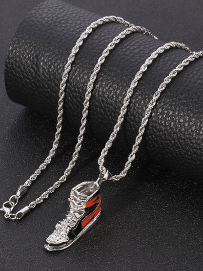 SALTY Men Contemporary Pendant with Chain