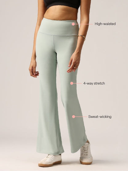 Women Relaxed High-Rise Zip Trousers