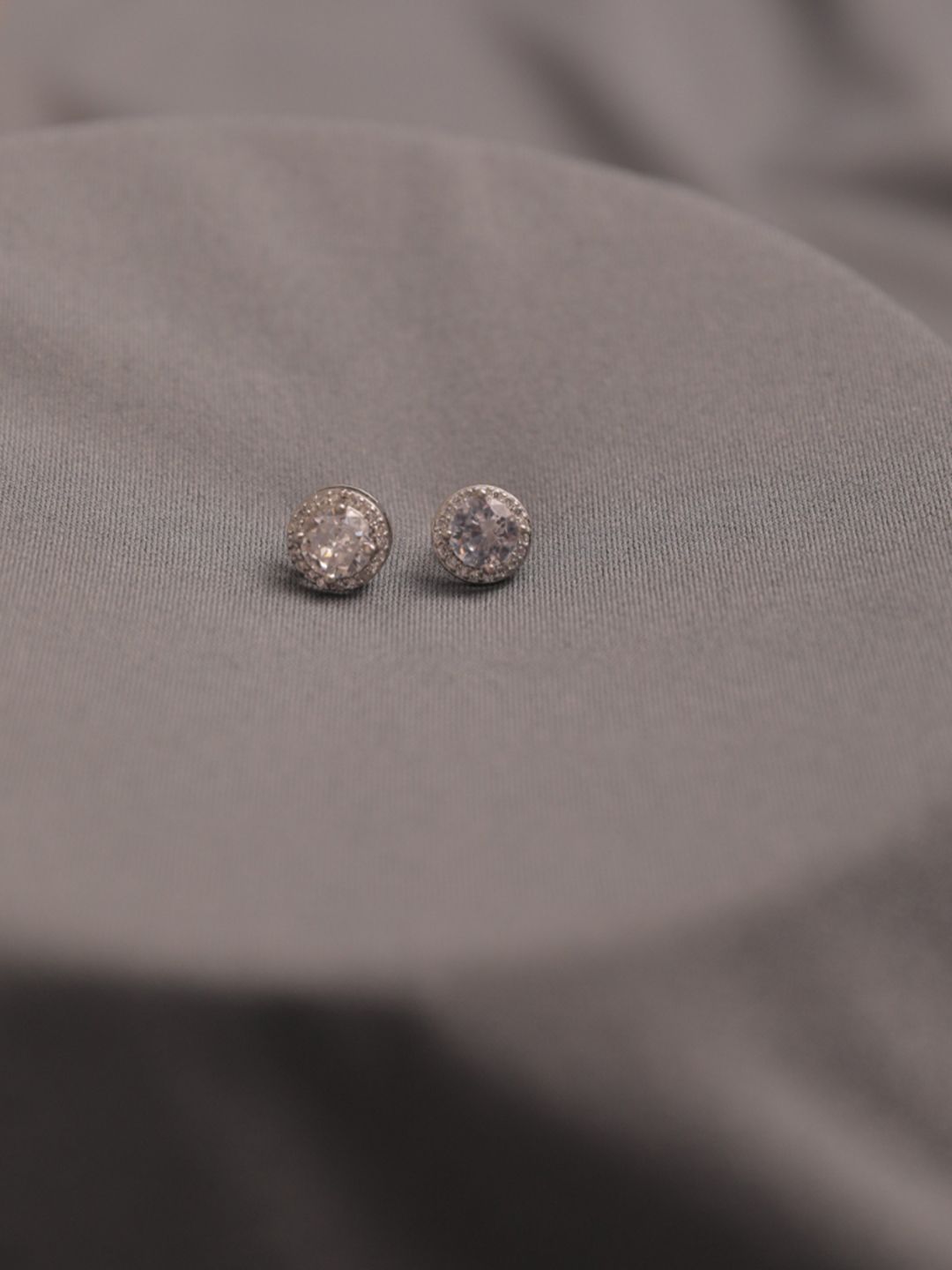 SALTY Men Silver-Plated Stainless Steel Circular Shaped Stud Earrings