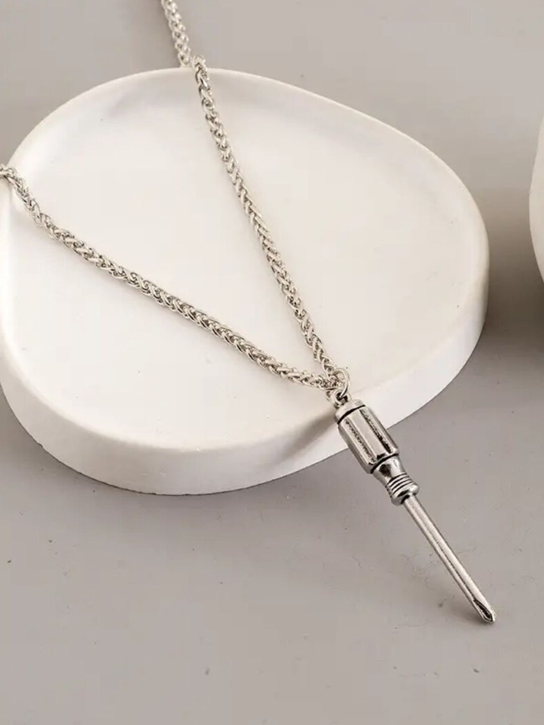 SALTY Men Silver-Plated Minimal Chain