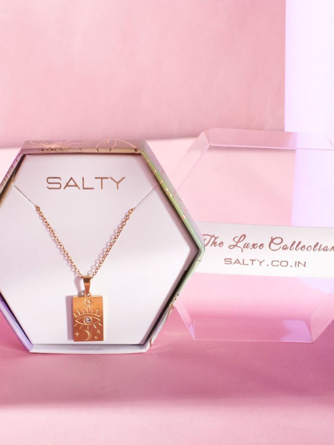 SALTY Pendant With Chain