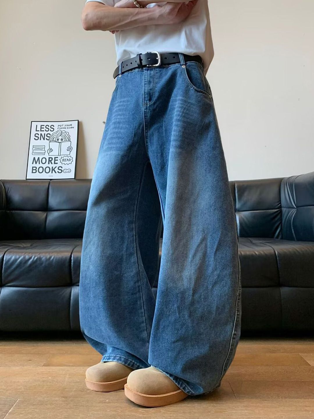 Men Wide Leg Mid-Rise Heavy Fade Cotton Jeans