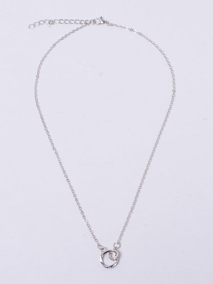 SALTY Oval Pendant With Chain