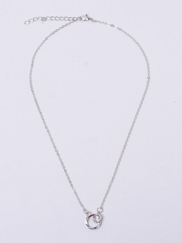SALTY Oval Pendant With Chain