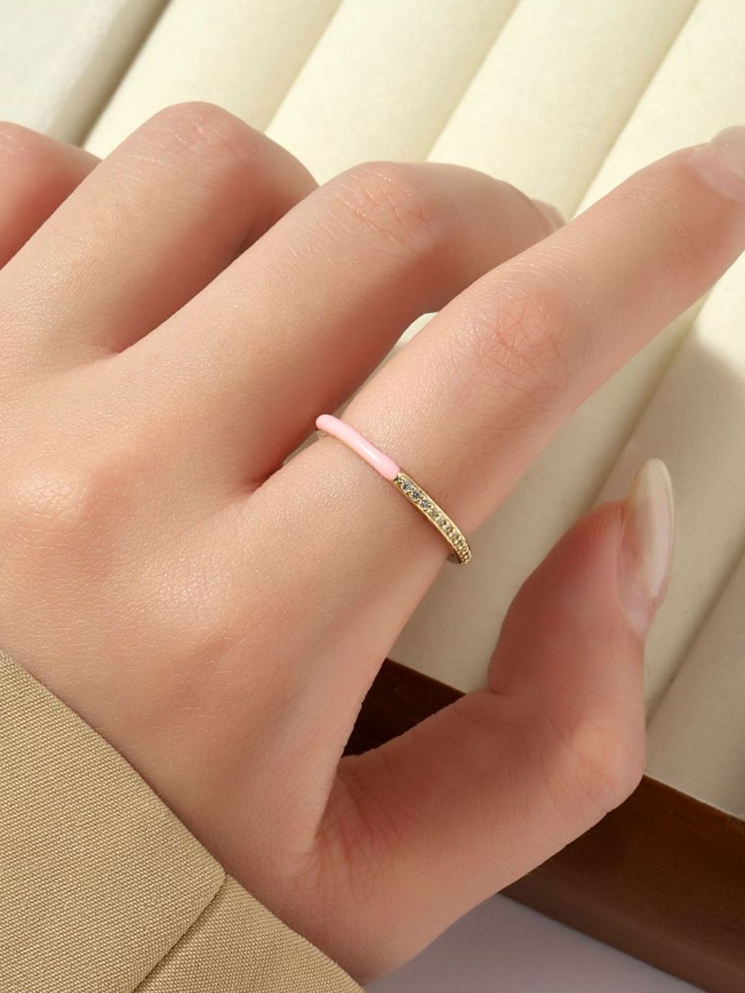 SALTY Stones Studded Sublime Love Ring