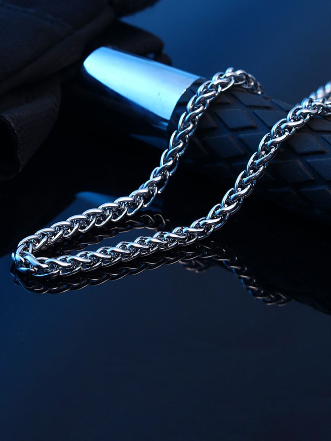 SALTY Silver-Toned Titan Chain