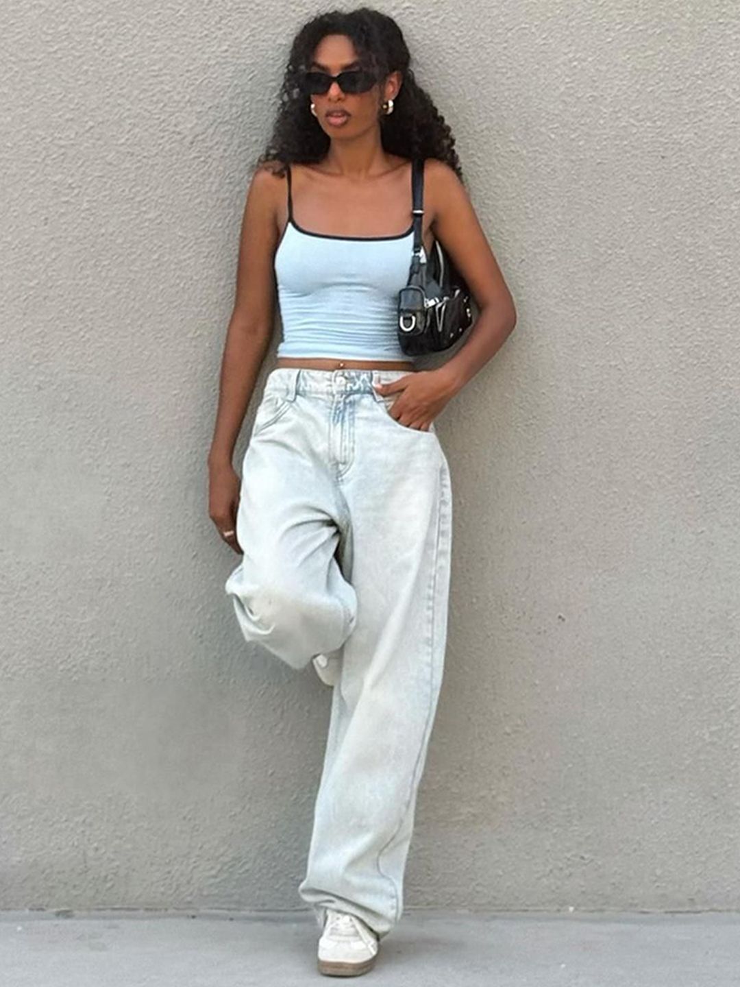 Wide-leg barrel jeans