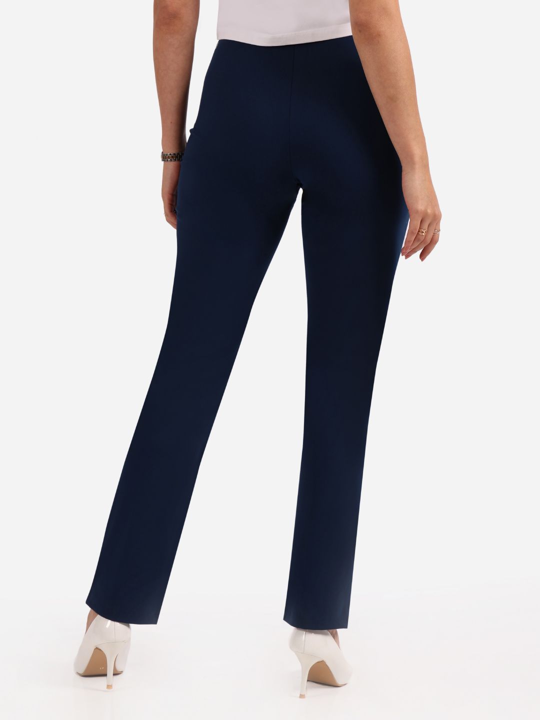 Women Ultimate Straight Fit High-Rise Pleated Trouser Tall Variant