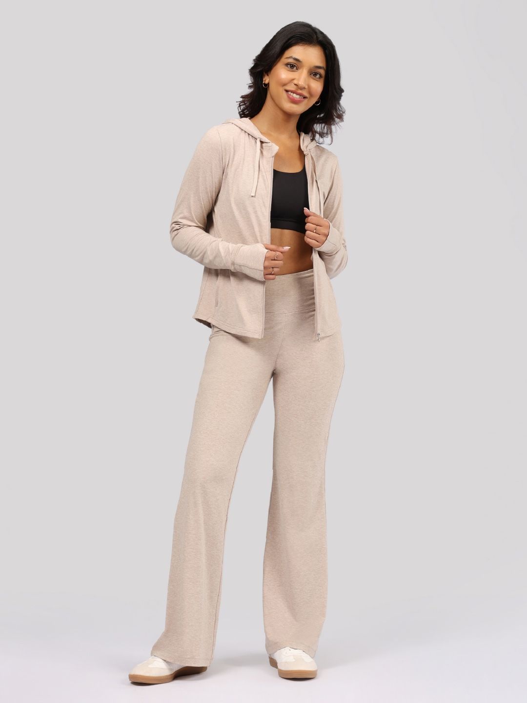 AirMelt Flare Pants Lite - Tall Flared Silhouette