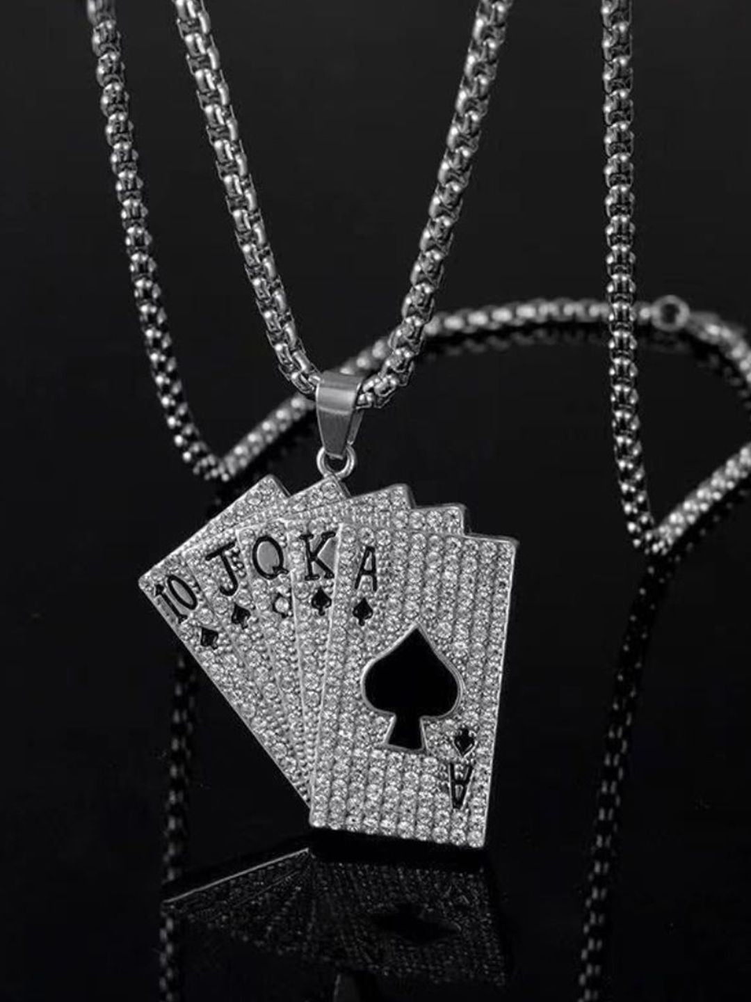 SALTY Pack of 2 Men Black Pip Cards Chain