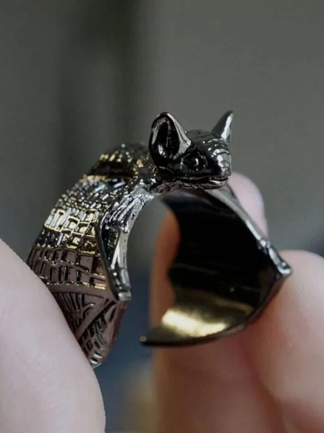 SALTY Pack of 2 Women Spooky Bat Black Ring
