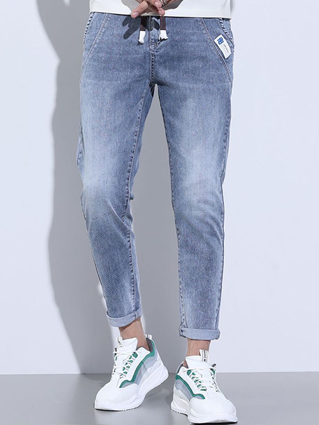 Men Regular Fit Light Fade Stretchable Jeans