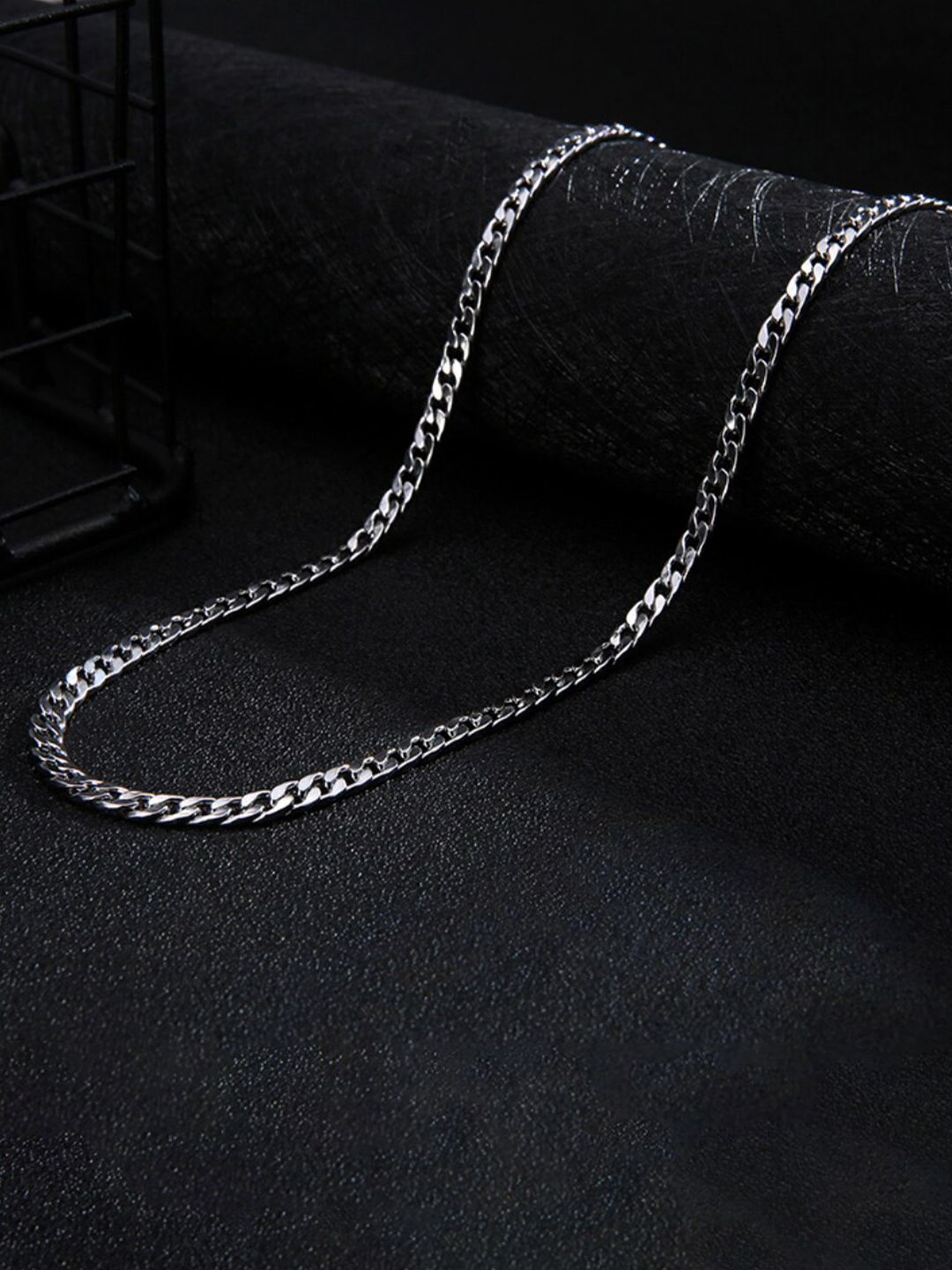 SALTY Silver-Toned Titan Chain