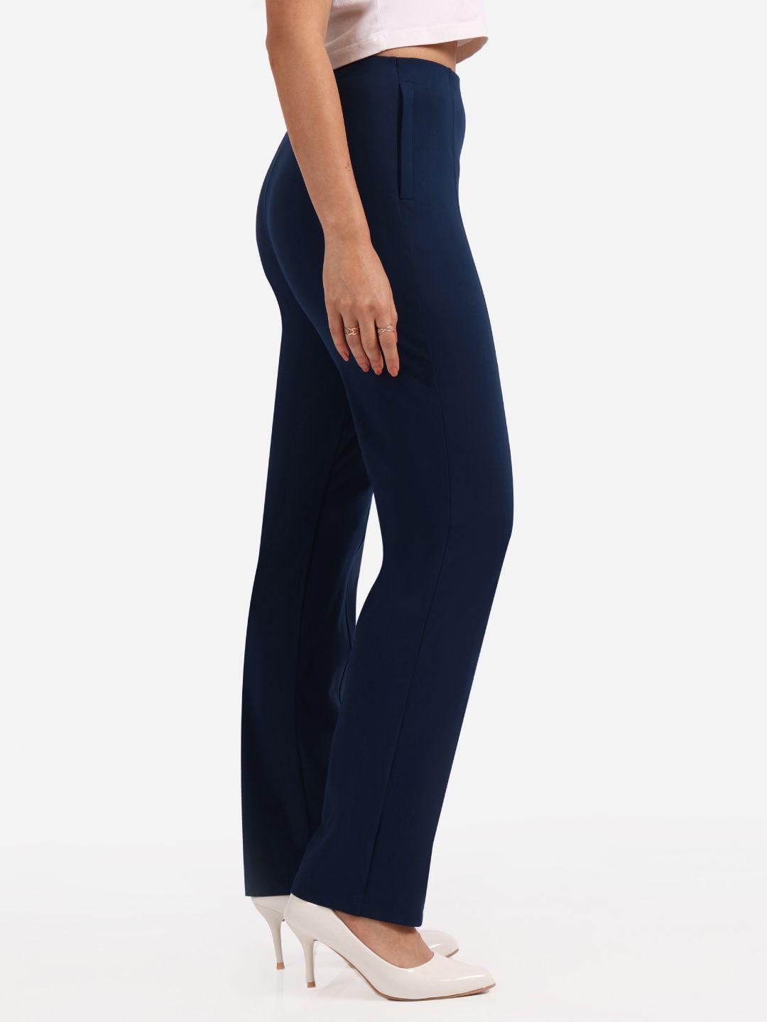 Women Ultimate Straight Fit High-Rise Pleated Trouser Tall Variant