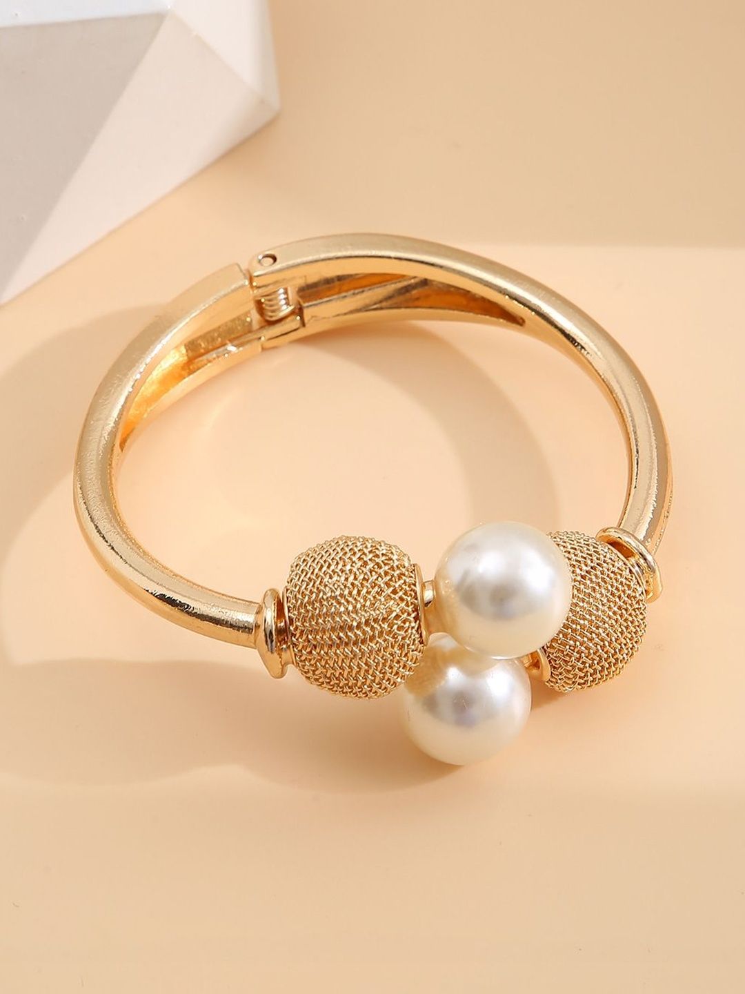 Women Gold-Plated Kada Bracelet