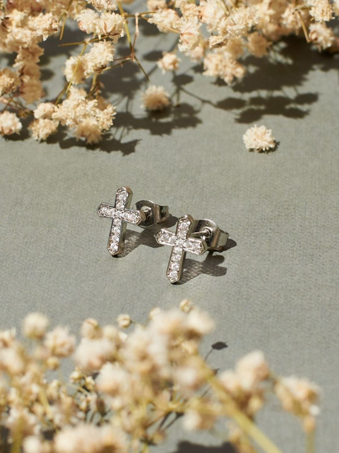 SALTY Stainless Steel Artificial Stones Studded Contemporary Studs Earrings
