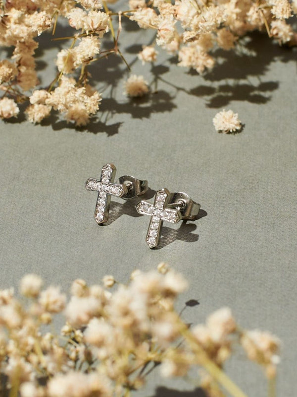 SALTY Stainless Steel Artificial Stones Studded Contemporary Studs Earrings