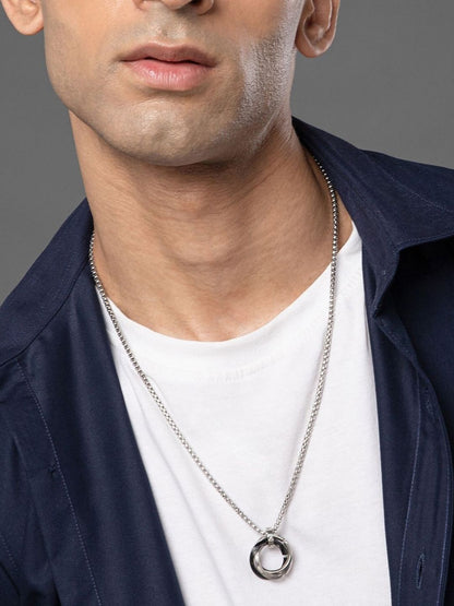 SALTY Set Of 2 Rebel & Rocky Pendant With Chain