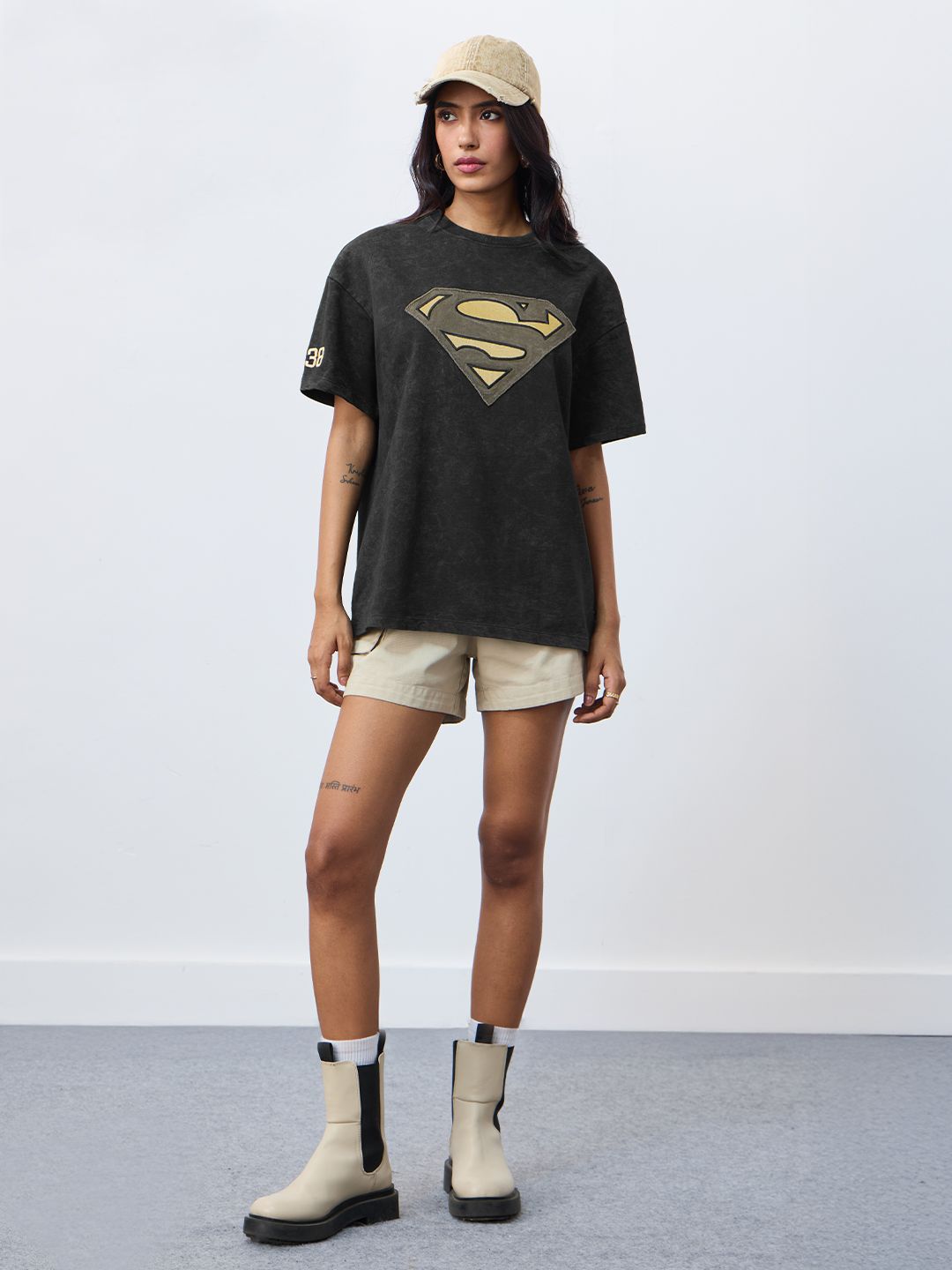 Women Oversized Fit Supergirl Vintage Printed Black T-Shirts