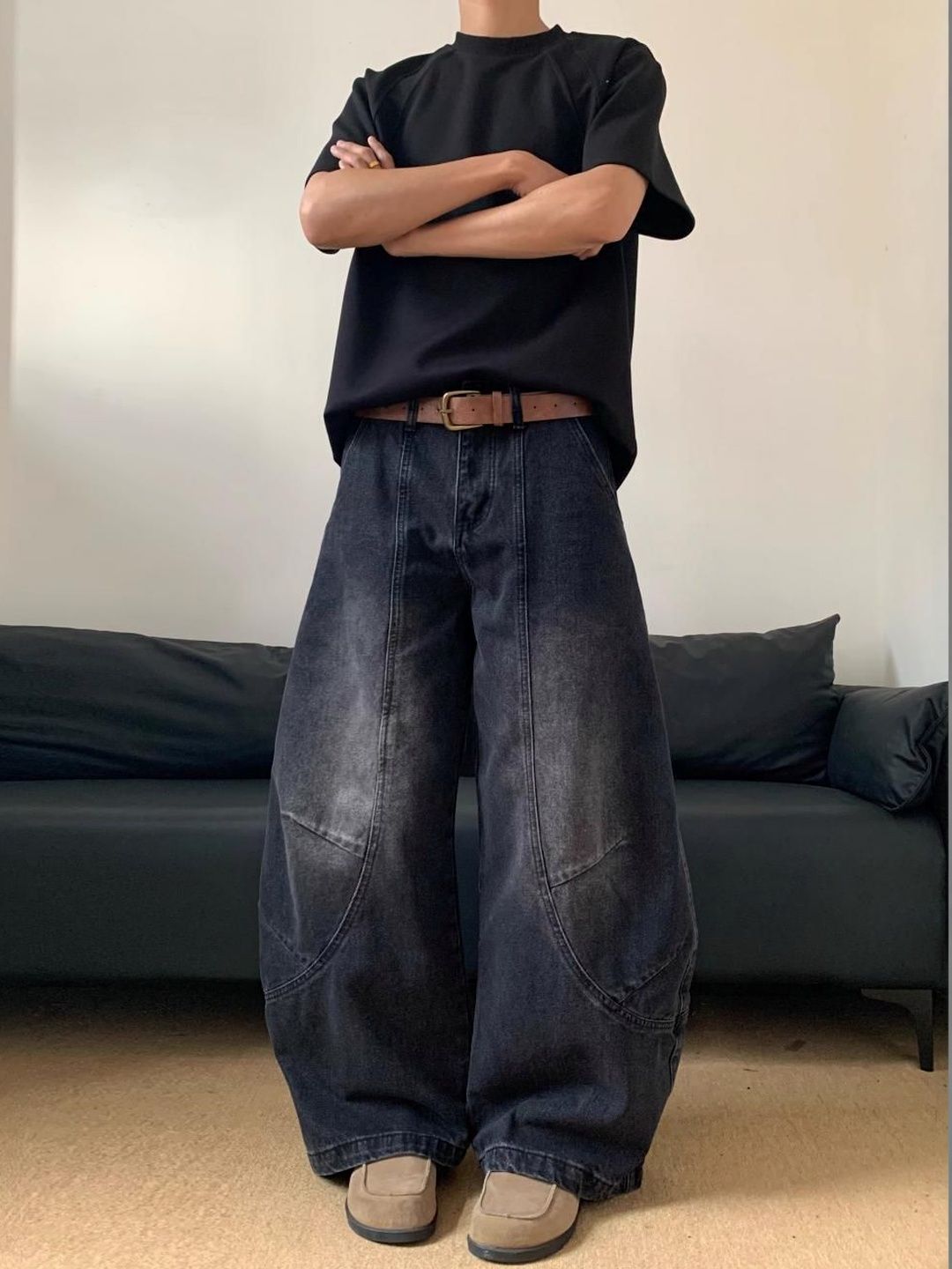 Men Wide Leg Mid-Rise Dark Fade Jeans