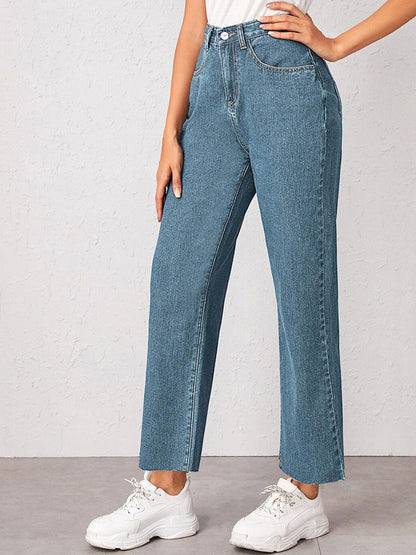 Women Straight Fit High-Rise Stretchable Cropped Jeans