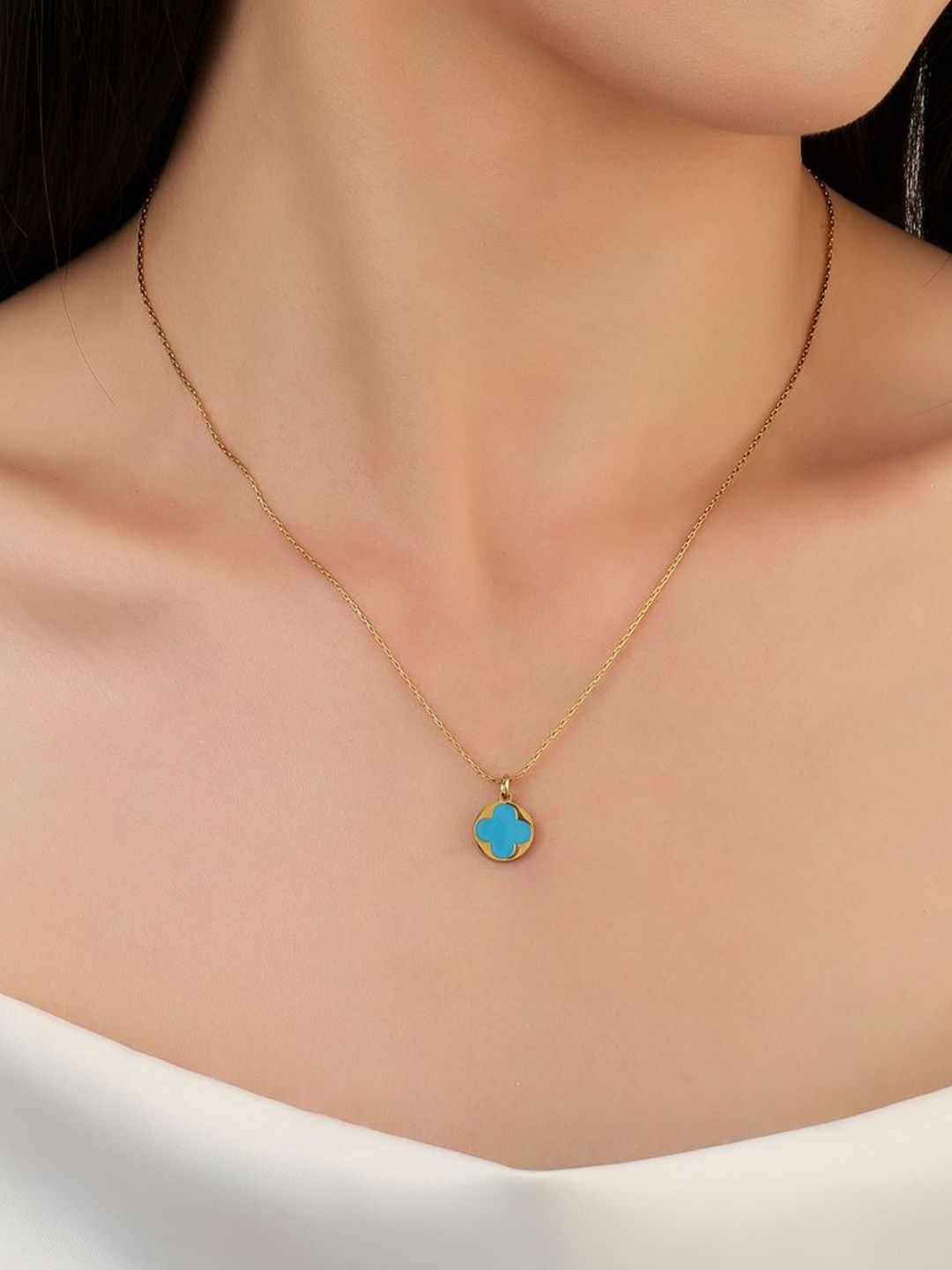 SALTY Stainless Steel Clover Pendant With Chain