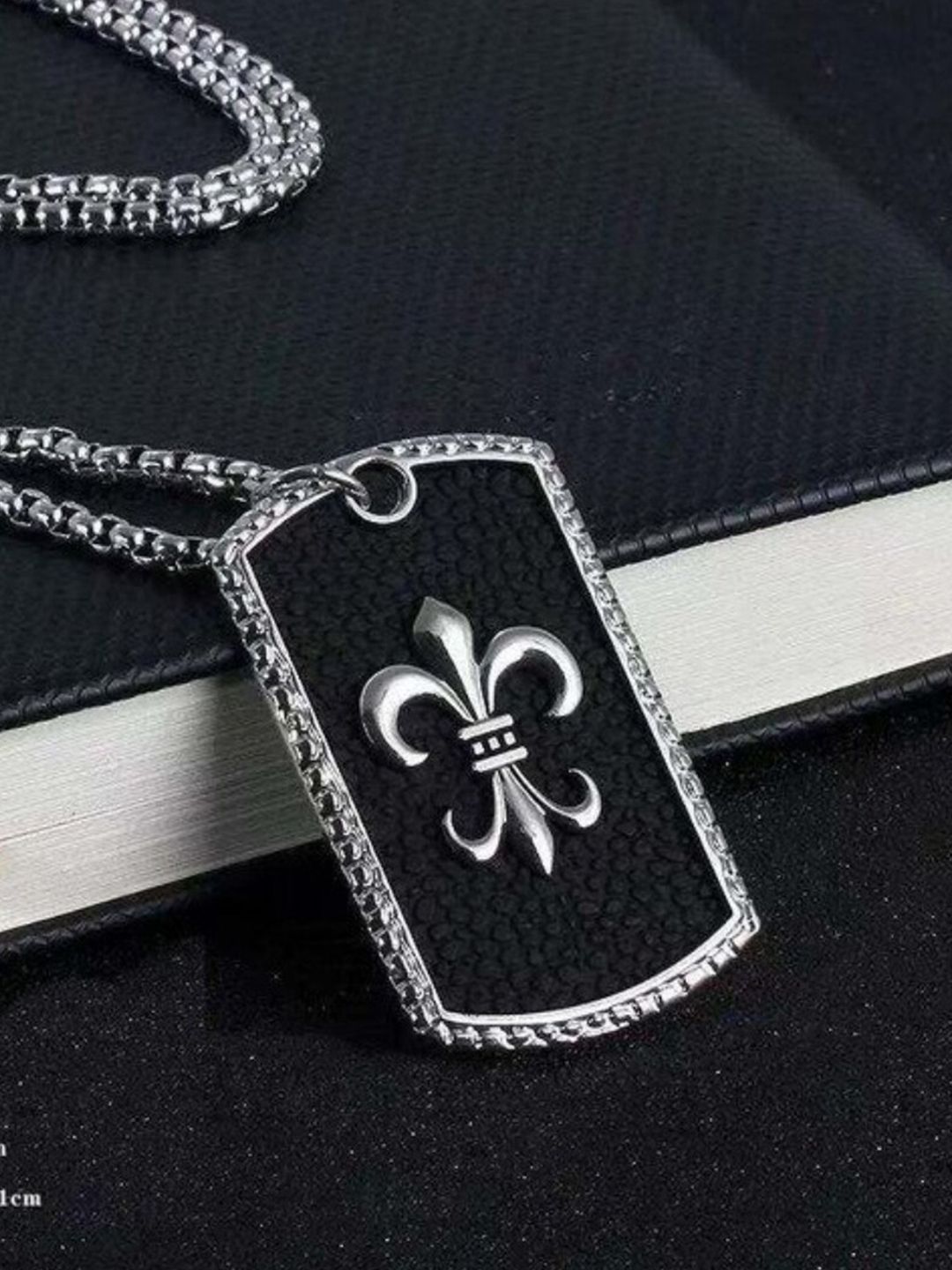 SALTY Men Stainless Steel Minimal Chain