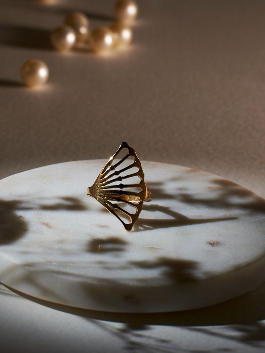 SALTY Textured Round Finger Ring