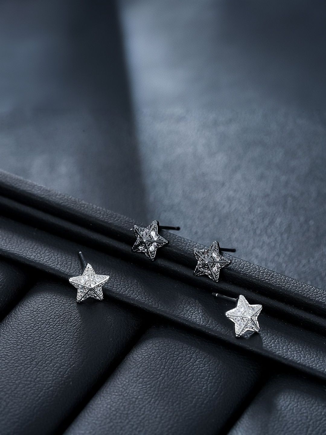 Men Copper Plated Zircon Studded Star Shaped Studs