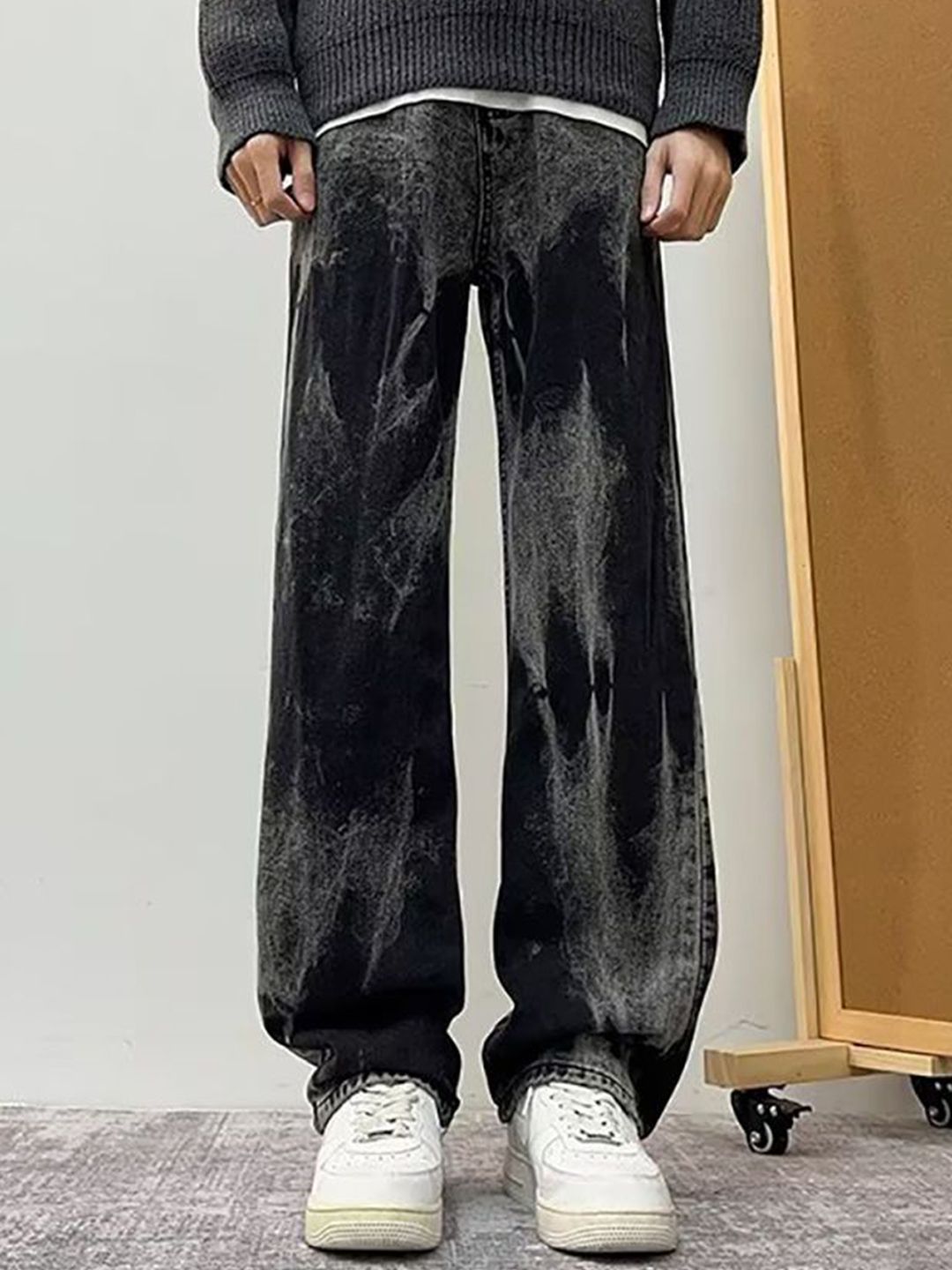 Men Wide Leg Mid-Rise Jeans