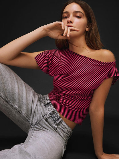 Asymmetric print short sleeve T-shirt