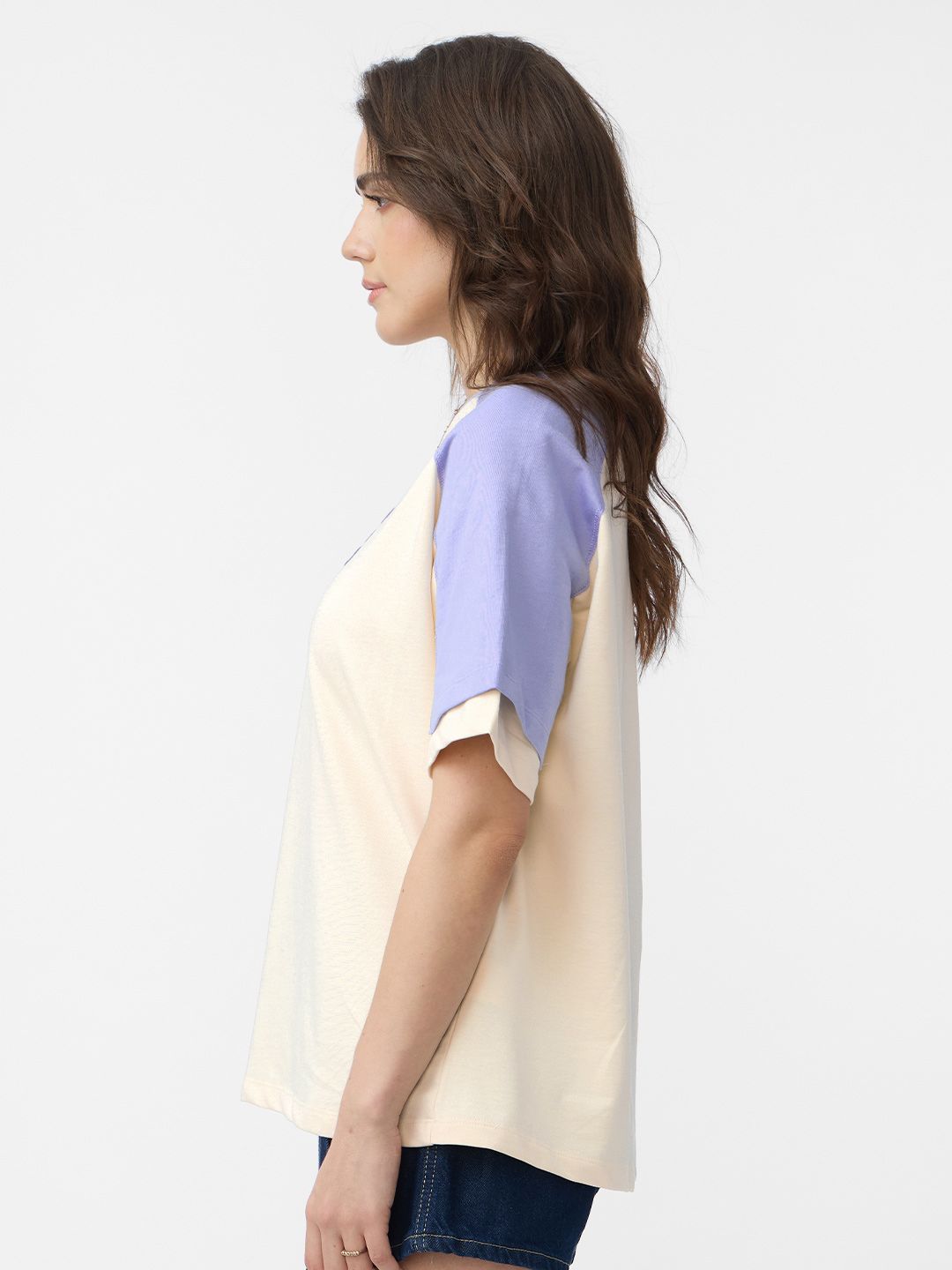 Women Oversized Fit Printed Cream T-Shirts