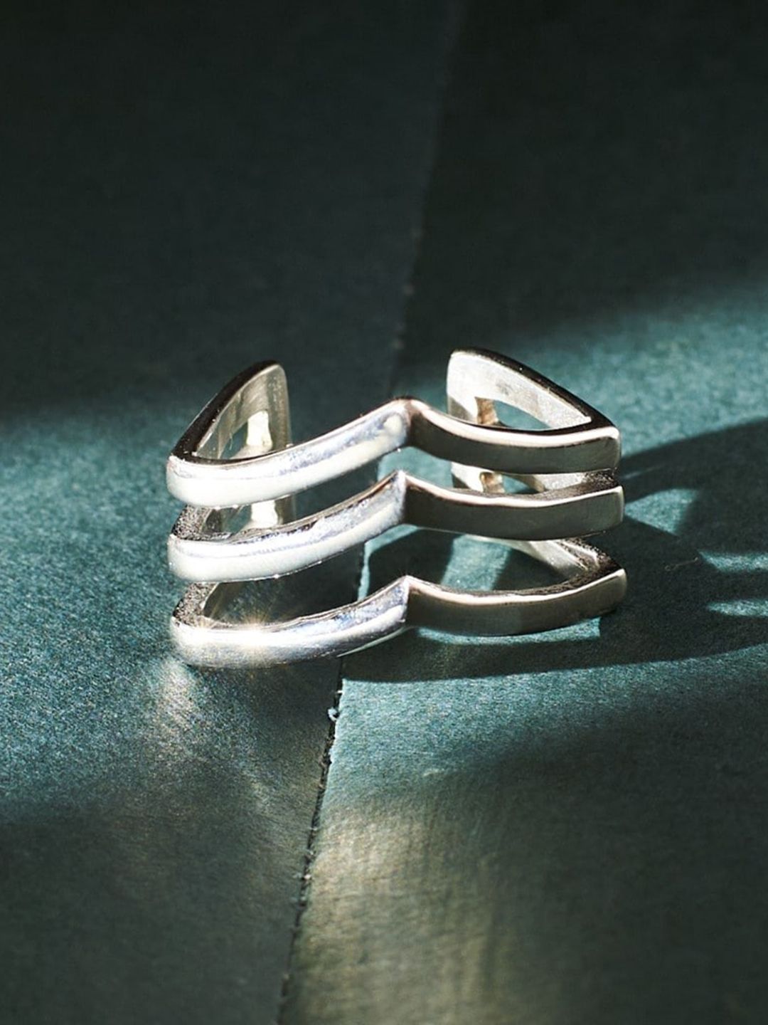 SALTY Men Titans Tribute Ring