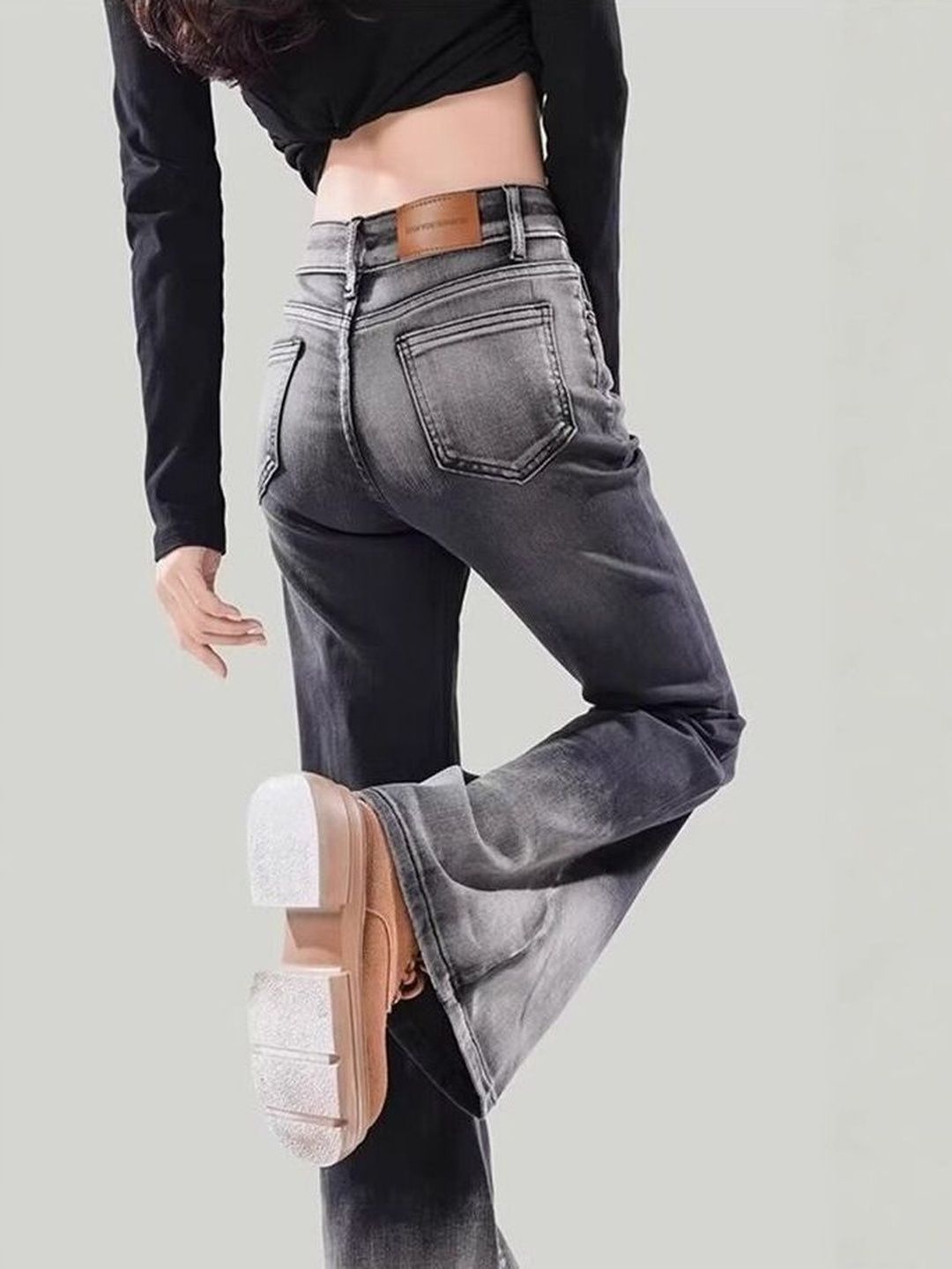 Women Slim Fit Mid-Rise Heavy Fade Jeans