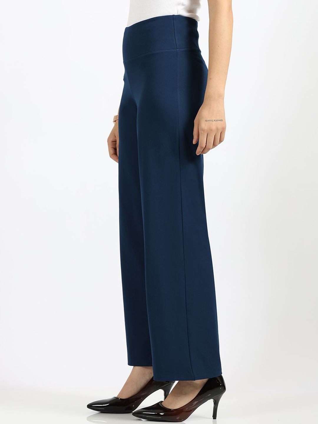 Women Ultimate Wide Legged Pants -Lite Regular