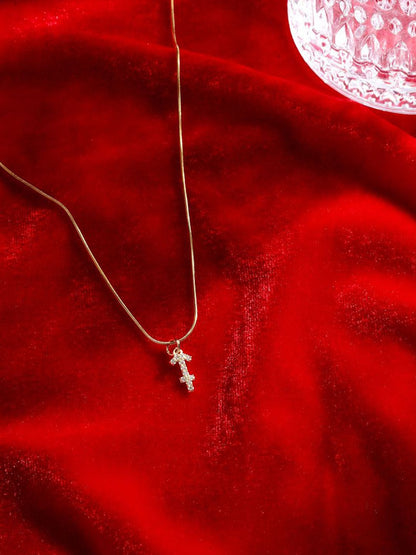 SALTY Set Of 2 Artificial Stones-Studded Cancer & Taurus Pendant With Chain