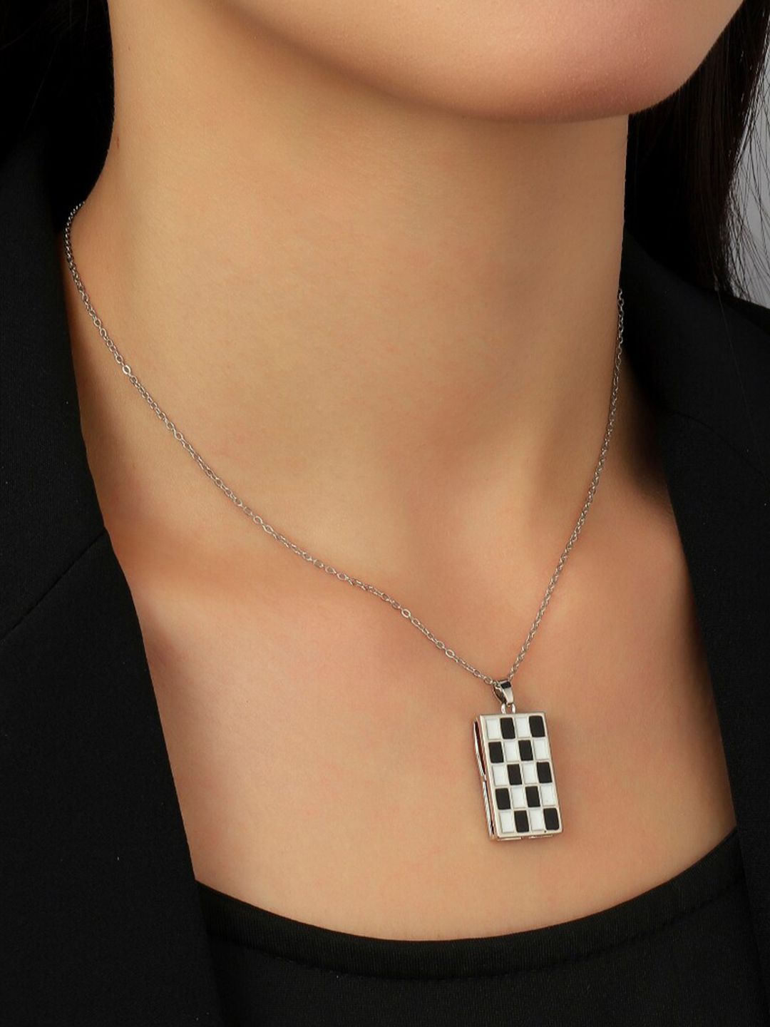 SALTY Women Necklace