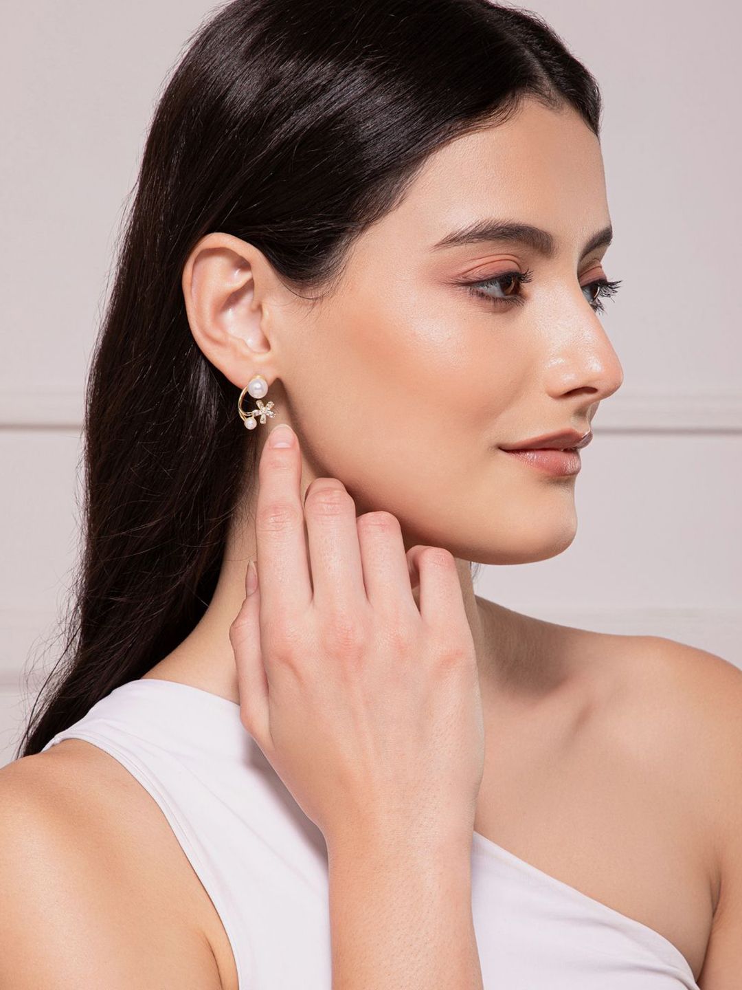 SALTY Pack of 2 Women Petal Poise Earrings