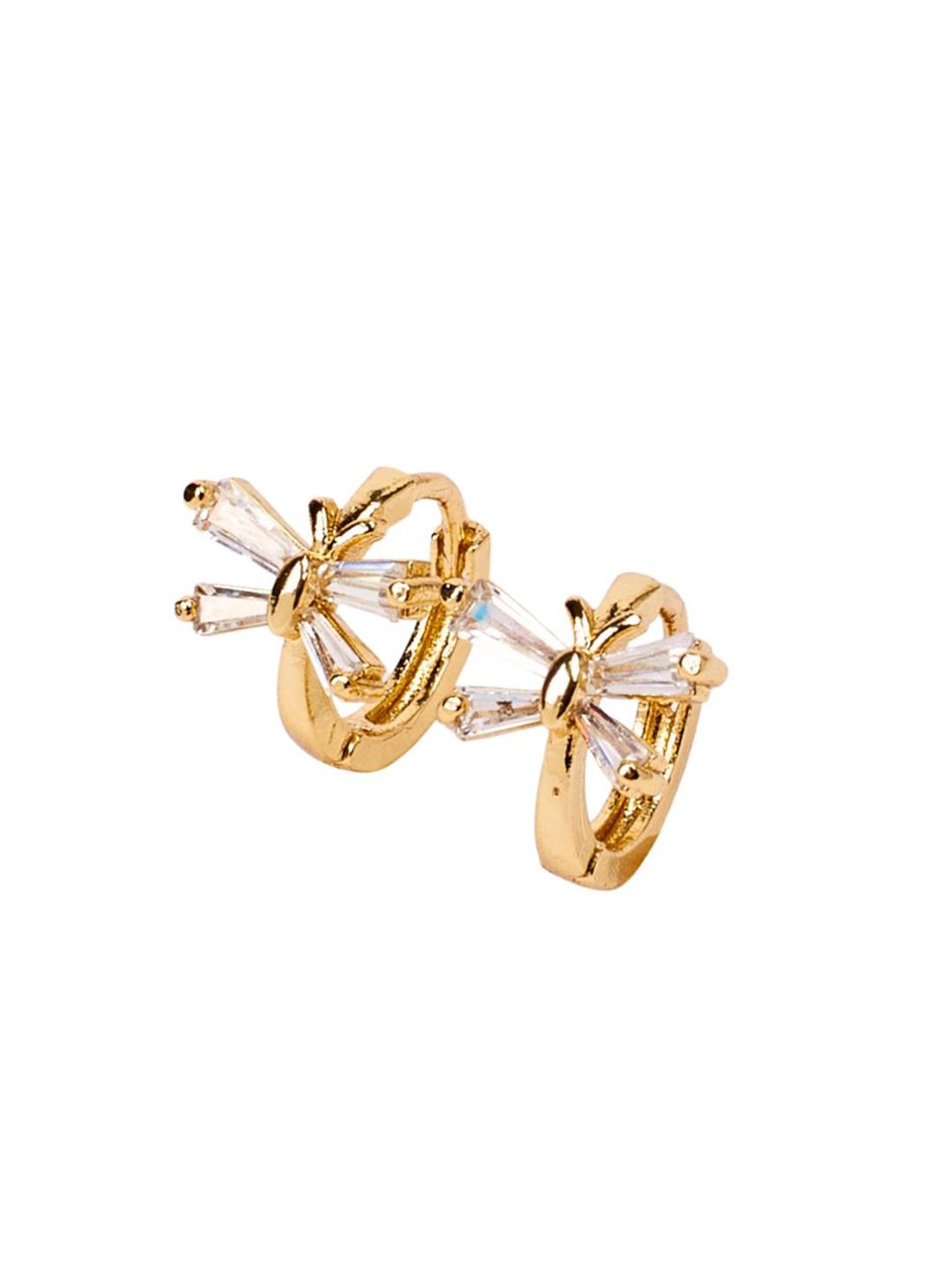SALTY Artificial Stones Studded Contemporary Petal Glow Studs