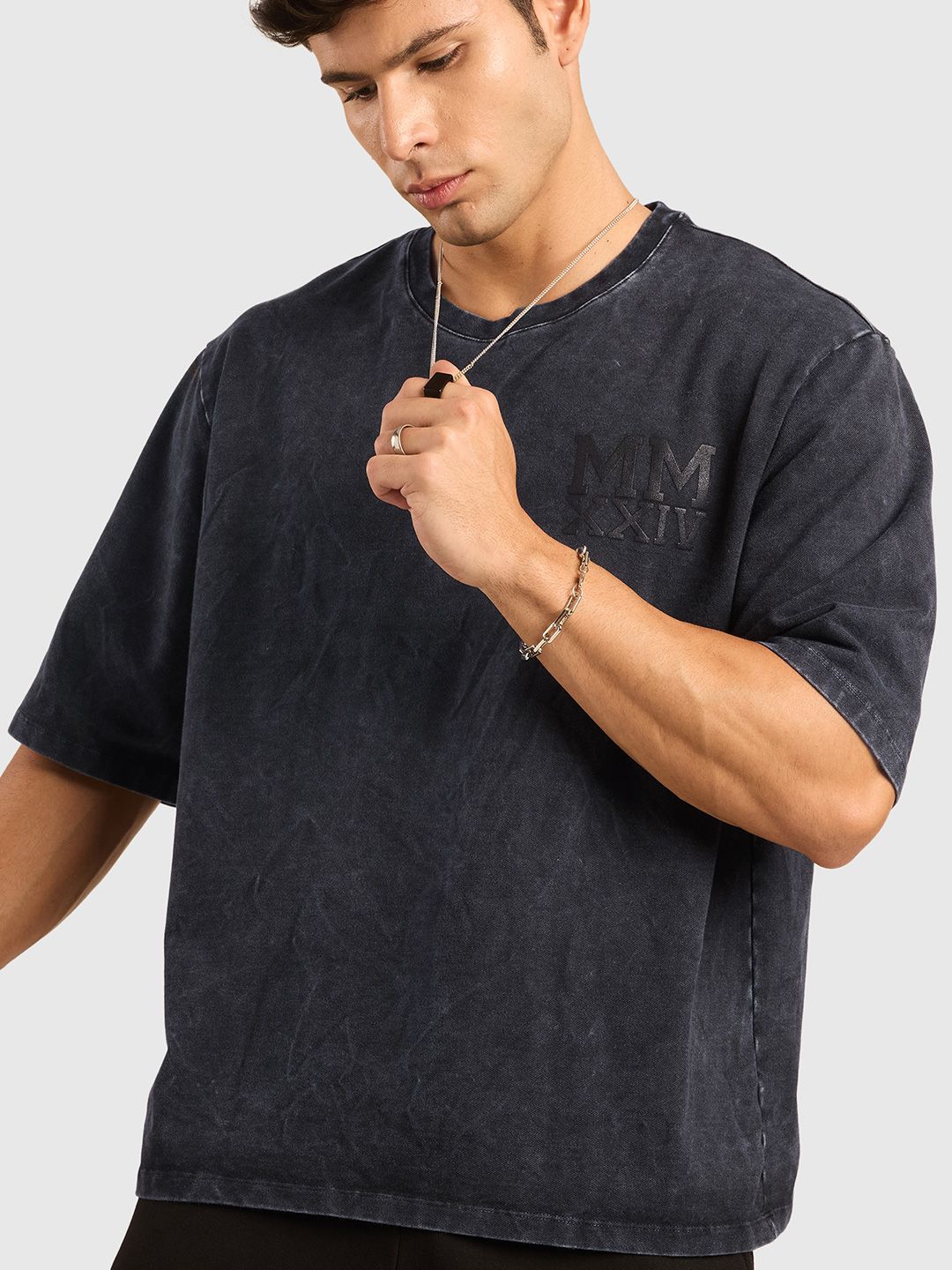 Men Typography Printed Round Neck Cotton Acid Wash Oversized T-shirt