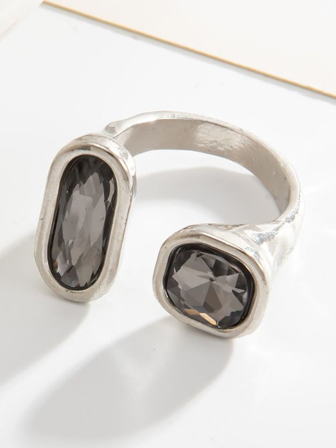 Silver-Plated Stone-Studded Finger Ring