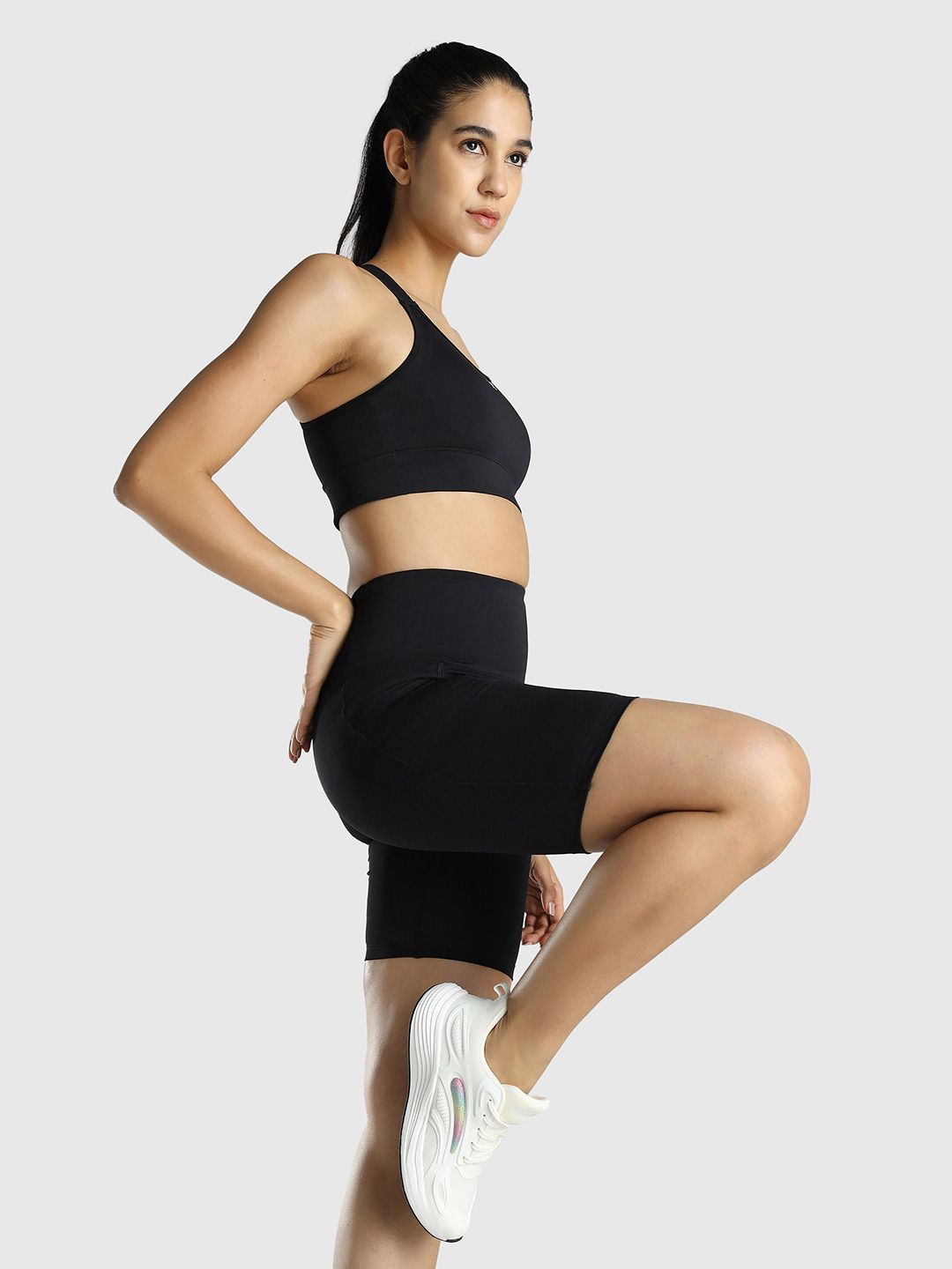 Women Slim Fit High-Rise Cycling Sports Shorts
