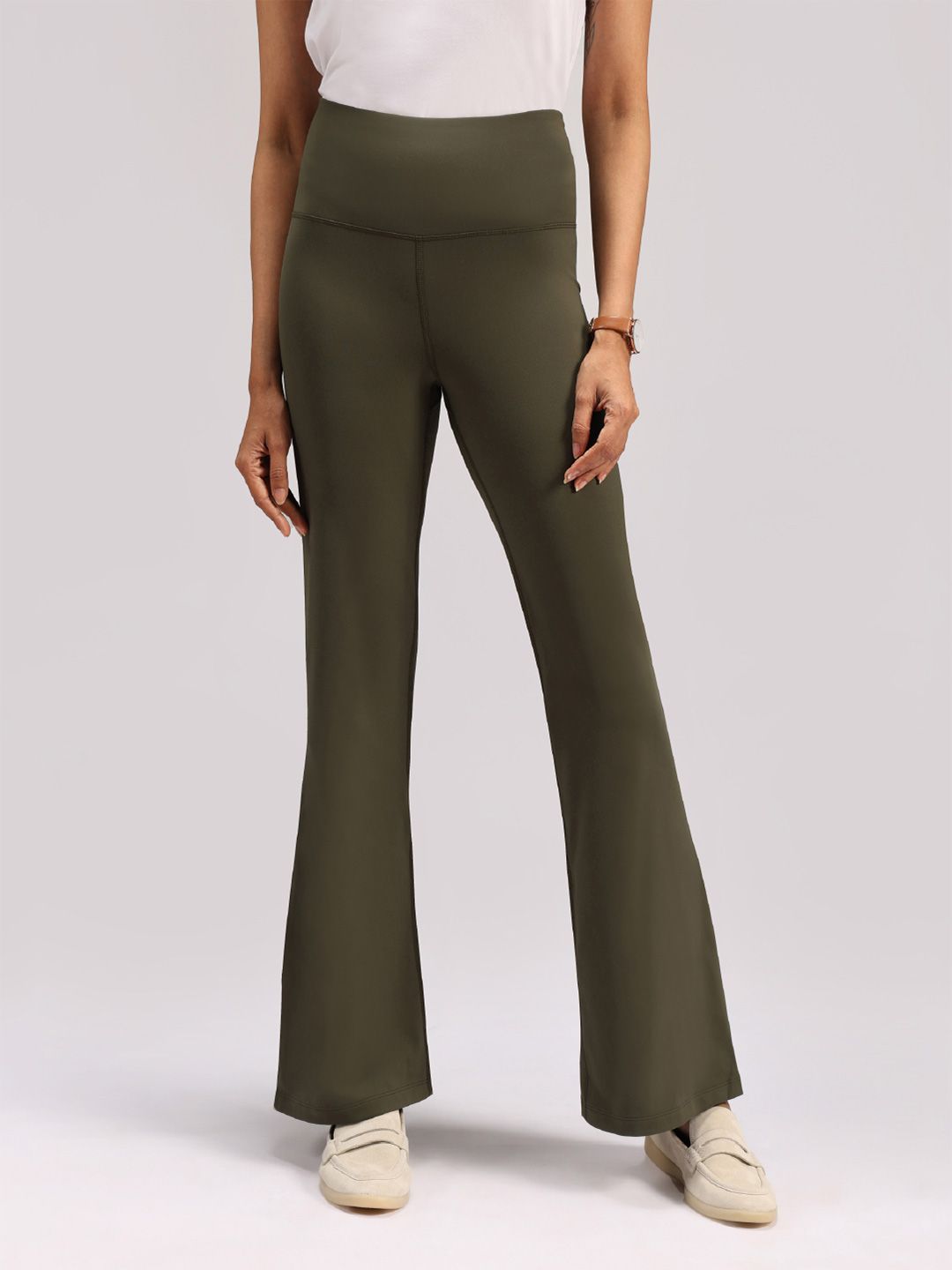 Women The Ultimate Flare Pants - Lite -Tall
