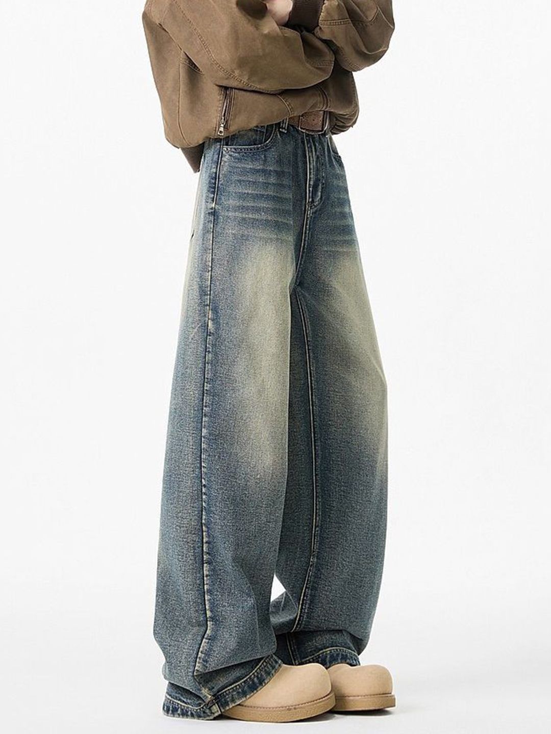 Men Wide Leg Mid-Rise Light Shade Heavy Fade Jeans