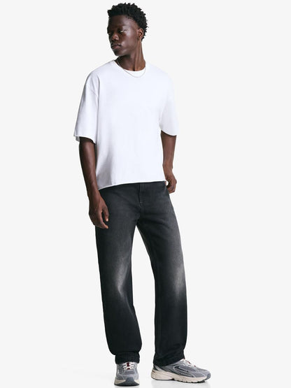 Men Regular Fit Mid-Rise Heavy Fade Jeans